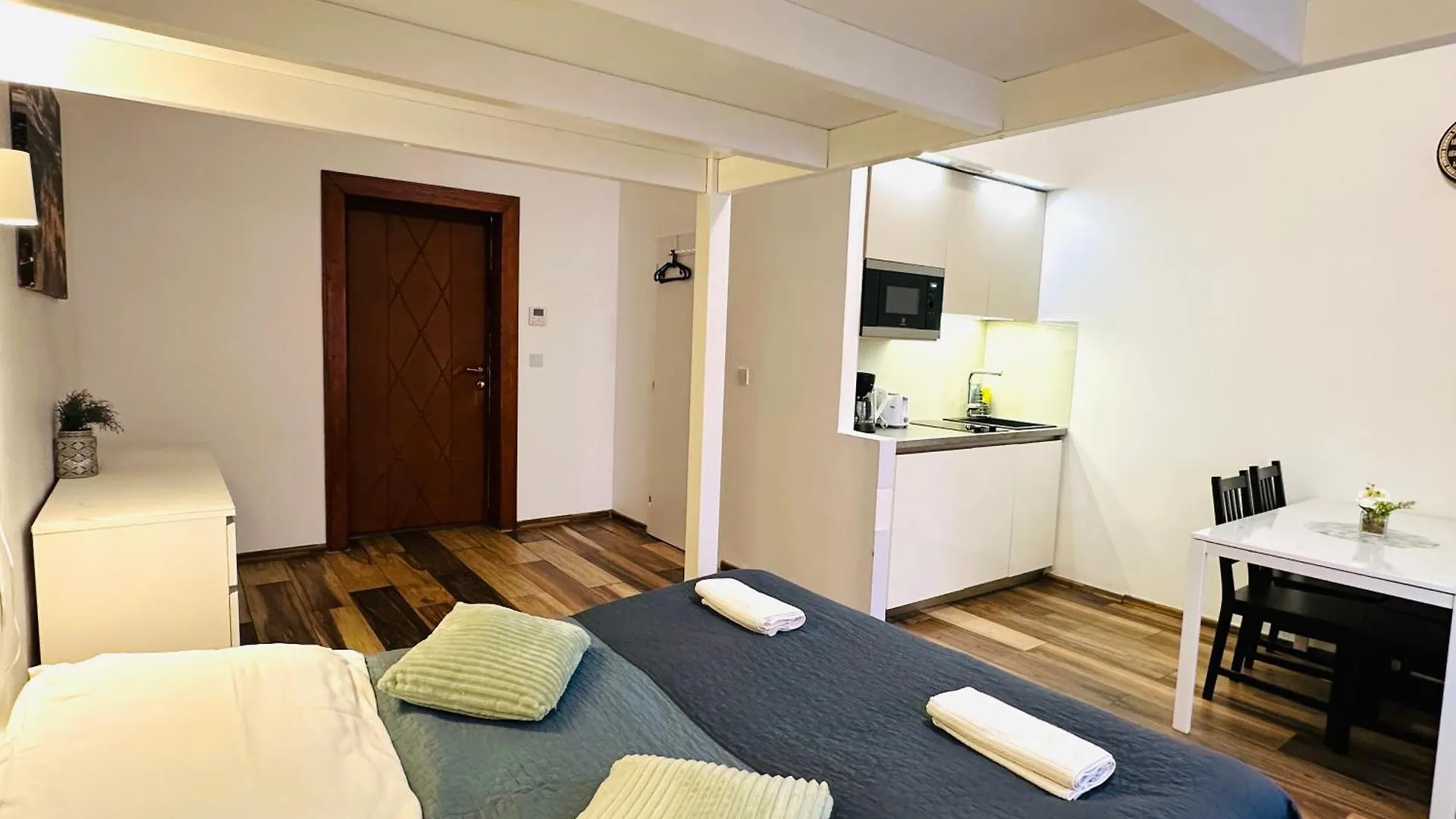 Elly Modern Oldtown Apartments Praga