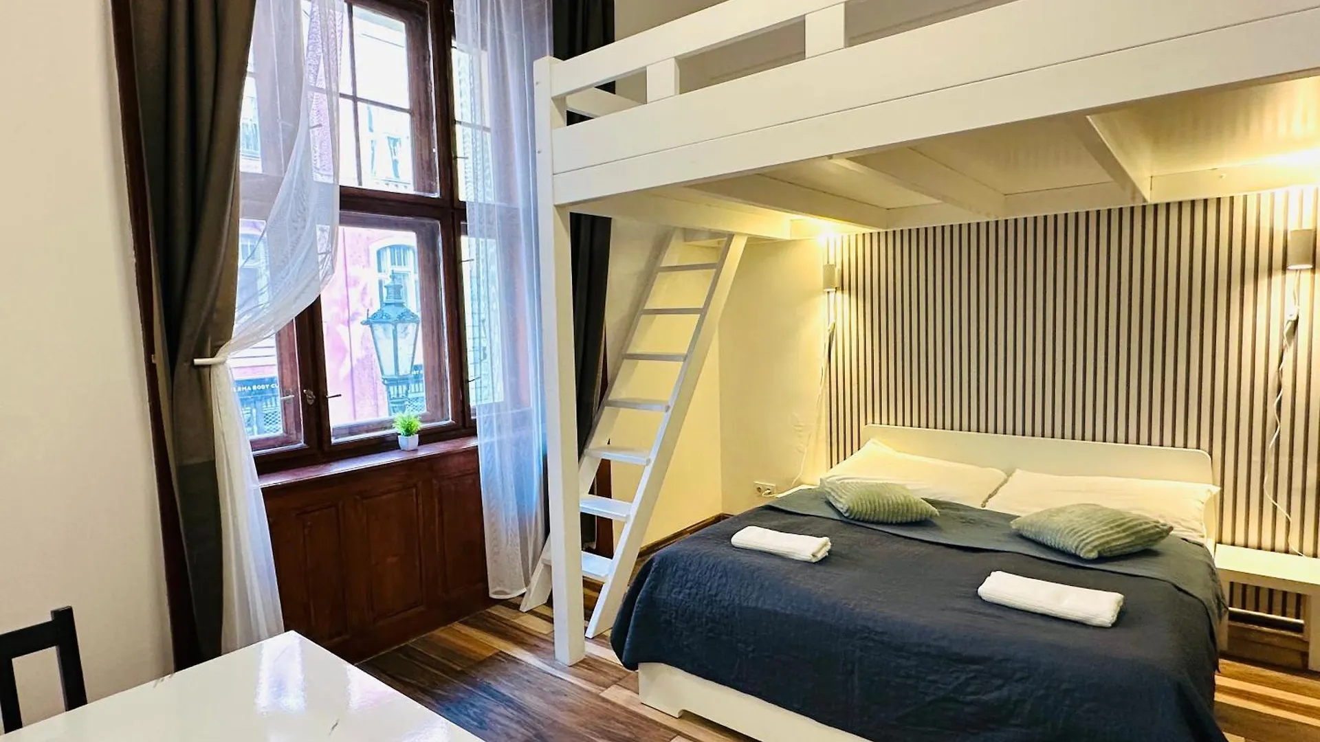 Elly Modern Oldtown Apartments Prague
