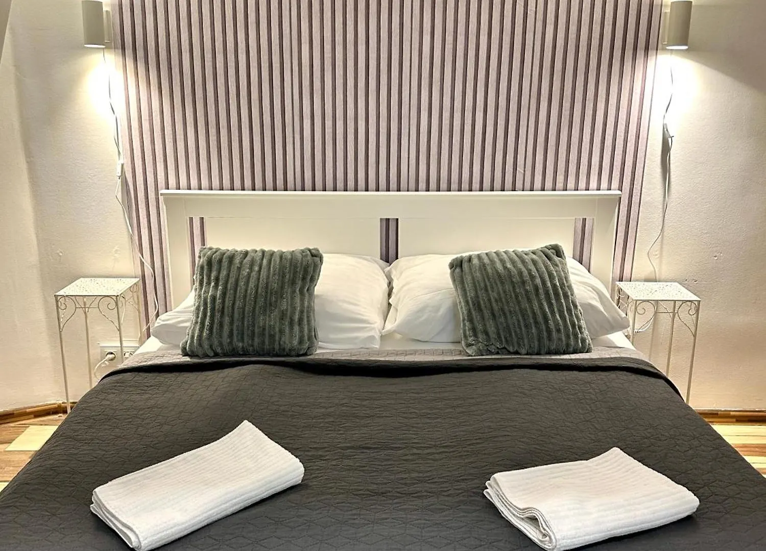 Elly Modern Oldtown Apartments Prague